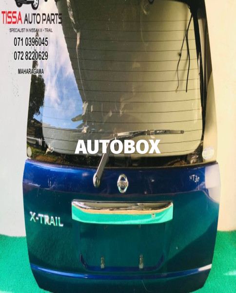 Nissan x-trail NT30 Rear Door