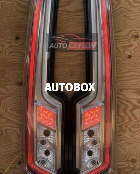 Daihatsu Move (LA150S )Taillamp