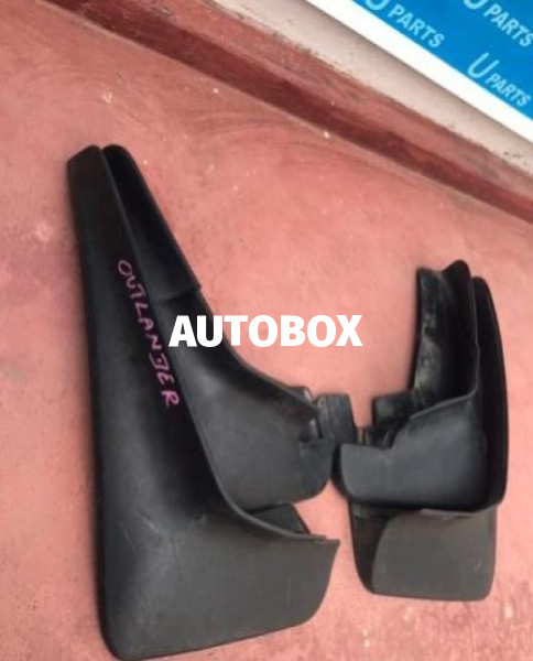 Mitsubishi Outlander Mud Flaps