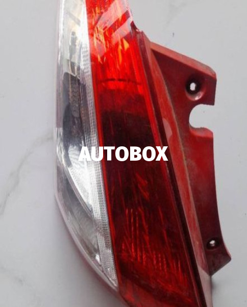 Suzuki Swift 72s Tail light Available.